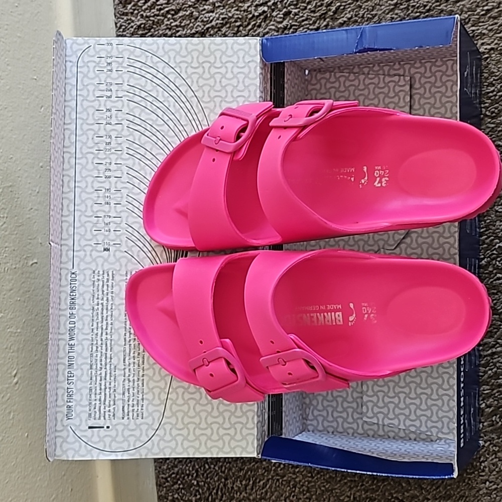 Like new Birkenstock Arizon EVA size 6